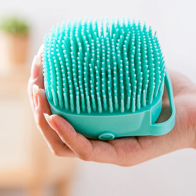 Soft Silicone Pet Bathing Brush – 2-in-1 Grooming & Shampoo Dispenser for Dogs & Cats